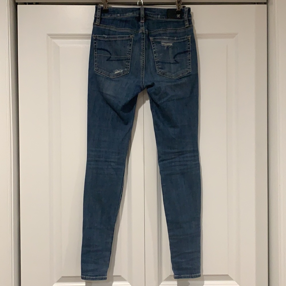 Distressed Hi-Rise Jegging - Picture 2 of 3